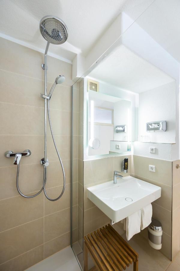 Bike- Und Ferienhotel Freiburg Merzhausen Exteriör bild