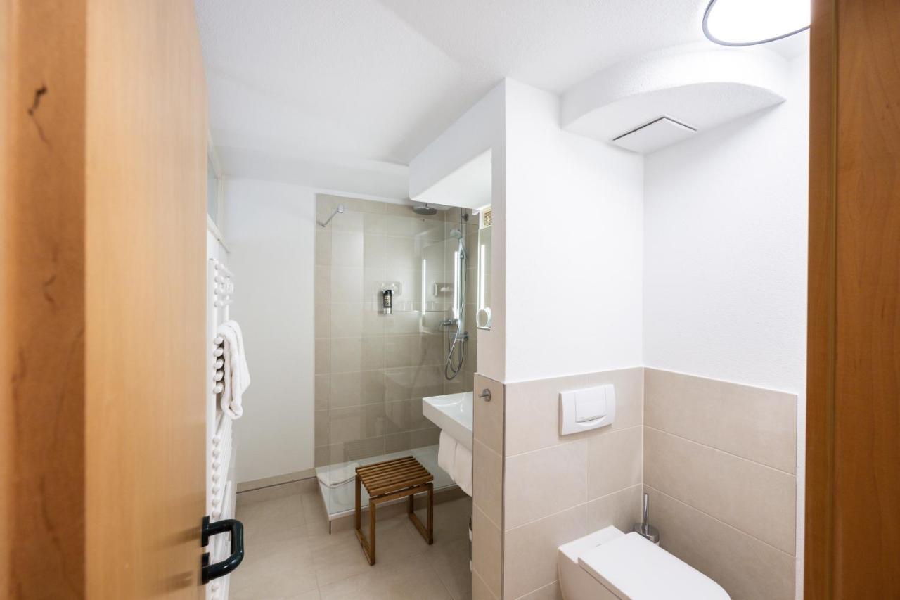Bike- Und Ferienhotel Freiburg Merzhausen Exteriör bild